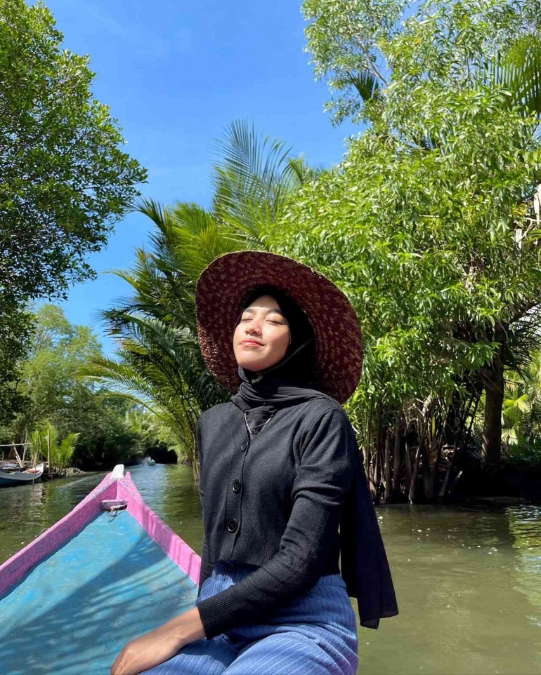 Perjalanan menuju Kampung Karst dengan perahu dari Dermaga Dua  | Dok Pribadi