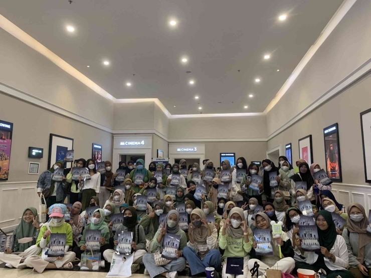 NCTzen Sidoarjo Di Depan Lobby Cinepolis, Lippo Plaza, Sidoarjo | Dokumentasi Jaeju EO