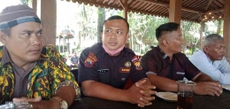 Pengurus Senkom Mitra Polri Kabupaten Sukoharjo bersama rekan Pengurus OKP. (Foto: Dokpri)