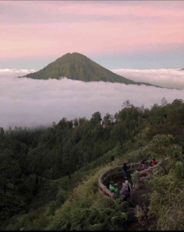 Gunung Kawah Ijen (Sumber: instagram.com/kawahijenindonesia)