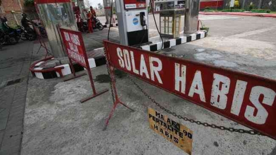 Kelangkaan Solar Di Banyak SPBU di Bali | Sumber CNN Indonesia