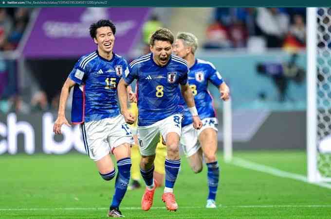 Timnas Jepang Sebagai Juara Grup,  menunjukkan Performanya saat berlaga dengan Timnas Eropa, Spanyol dan Jerman, Sumber : bolasport.com
