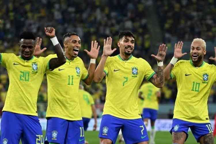 Brasil melaju ke perempat final usai mengalahkan Korea Selatan 4-1.| Sumber: (AFP/PABLO PORCIUNCULA) via kompas.com