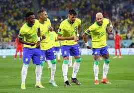 Para pemain Brazil merayakan gol/reuteurs