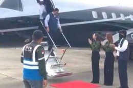 Capres Nasdem Anies Baswedan Terpantau Turun Dari Jet Pribadi, Sumber Foto Solopos.com