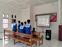 Warga Binaan Rutan Pasangkayu Ikuti  Ibadah Perayaan Natal Lapas dan Rutan Se-Indonesia Secara Virtual. Foto: Rutan Pasangkayu/dok (12/07) 
