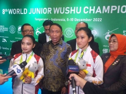 Menteri Pemuda dan Olahraga (Menpora), Zainudin Amali (kemeja batik). (Foto: Pengprov WI DKI Jakarta)