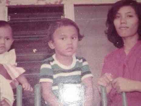 Aku, Abang, dan Mamaku thn 1981 (dok.pribadi)