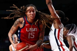 Griner atlit basket ternama Amerika. Photo : Reuters: Sergio Perez 