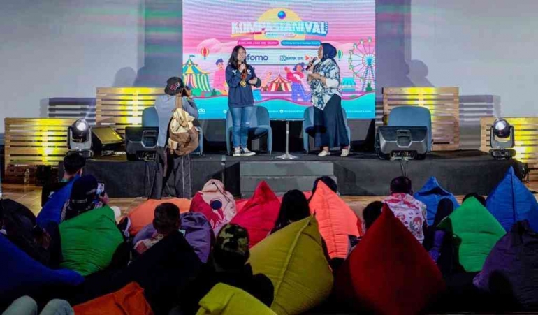 Aksi panggung Nabila Jandini Hidajat di Kompasianival 2022 Gedung Bentara Budaya Jakarta (BBJ) Palmerah, Jakbar. (FOTO: Tjandra M Amin)