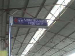 Toilet gratis di Stasiun Madiun (dokpri) 