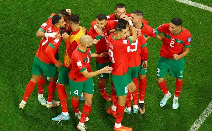 Para pemain Maroko merayakan gol/Reuteurs