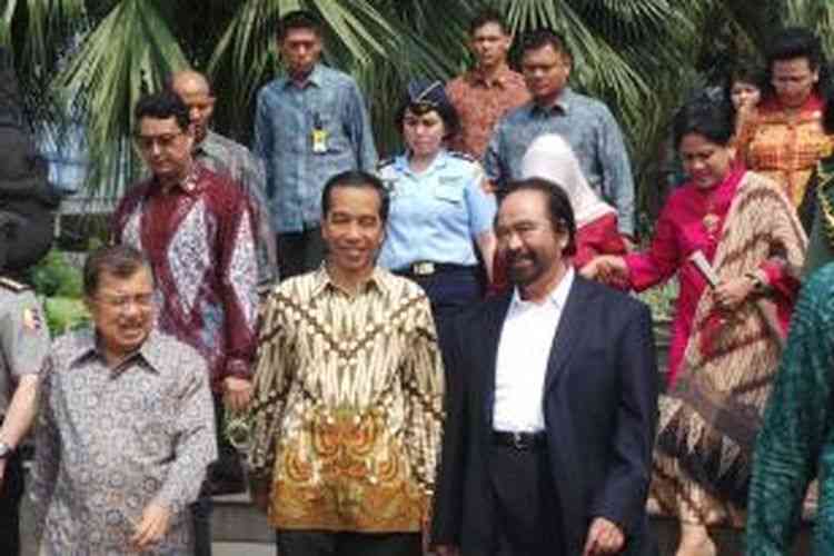 Jokowi bersama Jusuf Kalla dan Surya  Paloh dalam suatu kesempatan.(Foto: Kompas.com).