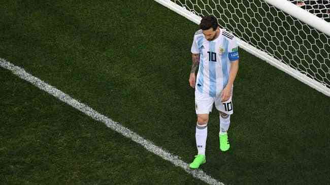 Lionel Messi berada dalam tekanan dalam partai menghadapi Kroasia. Foto: Kirill Kudryavtsev/AFP/Getty Images/detik.com