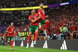 Maroko merayakan kemenangan setelah berhasil mengalahkan Portugal (Sumber: Twitter @FIFAWorldCup)