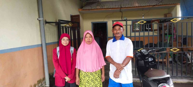 Dokumentasi bersama masyarakat terdampak