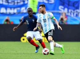 Lionel Messi dalam laga Argentina vs Perancis pada Piala Dunia 2018. Foto :Dylan Martinez/REUTERS/detik.com