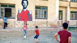 Mohamed Salah telah menjadi inspirasi di seluruh Mesir. Sumber: Sabry Khaled / www.thetimes.co.uk