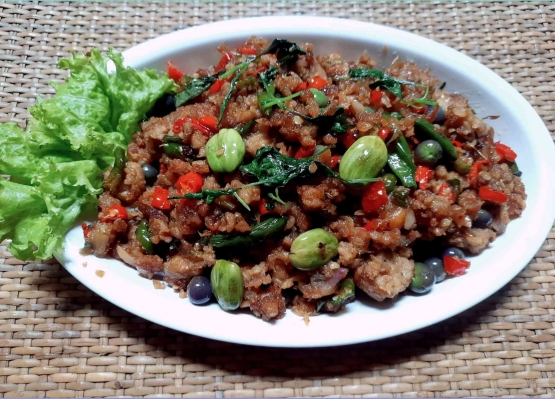 Gambar menu tumis oncom// Dokpri Yuliyanti
