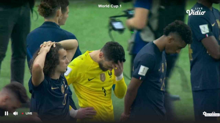Kesedihan pemain Prancis (Sumber: Screenshoot dari Vidio)