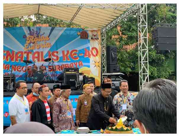 POTONG TUMMPEN Oleh Kepala  Sekolah  Slamet Budi Santoso MM - DOK-IKASMANDALAS