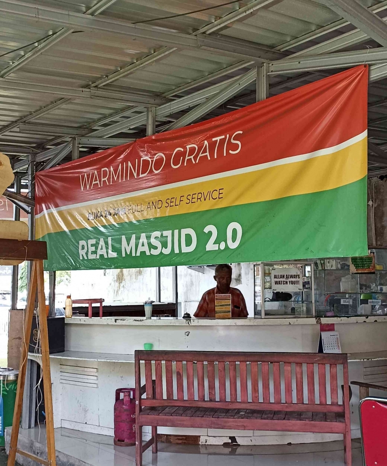 warmindo gratis real masjid, Dok. pribadi