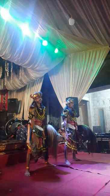 Pertunjukan Jathilan di Dusun Bulusari, Desa Pulosaren pada hari Rabu, 16 November 2022