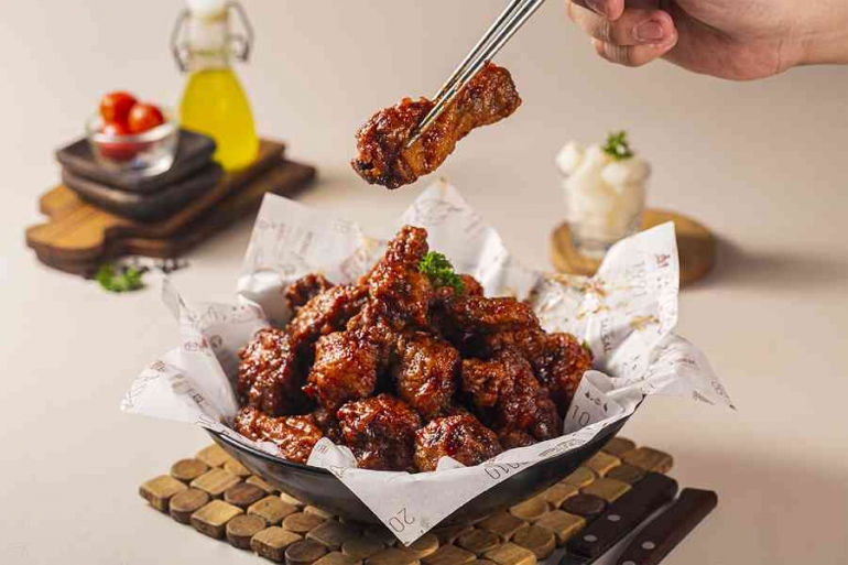 Ayam goreng ini jadi menu andalan Kyochon | Foto: dokumen.