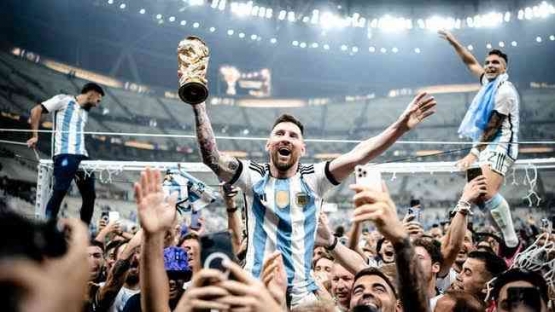 Messi membawa Argentina Juara Piala Dunia 2022 | Sumber: Getty Images/Marvin Ibo Guengoer - GES Sportf
