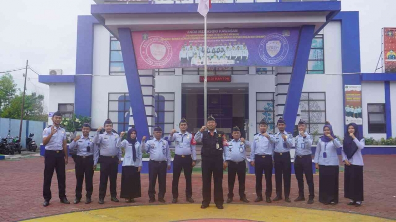 Kegiatan Apel Pagi Persiapan Nataru (dok Humas Kantor Imigrasi Pamekasan)