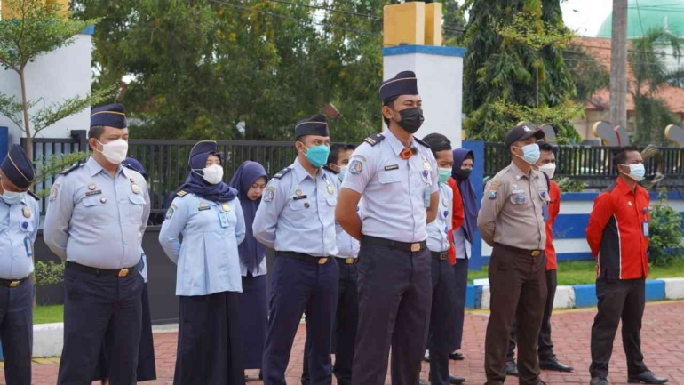 Kegiatan Apel Pagi Persiapan Nataru (dok Humas Kantor Imigrasi Pamekasan)