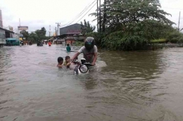 Banjir di Kelurahan  Katimbang Kecamatan BIringkanaya, Kota Makassar  (dok. KOMPAS. com/Hendra Cipto)