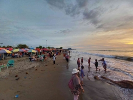 Pantai Padang - Padang Tour - Dok. MindaTour.com