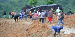 Bencana longsor di Cisolok, Sukabumi, Jabar (dok foto:merdeka.com) 