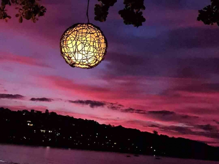 Sunset di Pantai Jimbaran, Bali - DokPri