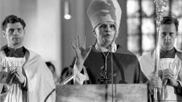 Kardinal Joseph Ratzinger, Uskup Agung Munchen tahun 1977. (Foto: dw.com)