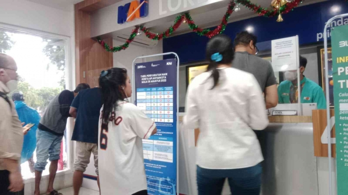 Kekacauan di loket CS. - Dokumentasi pribadi