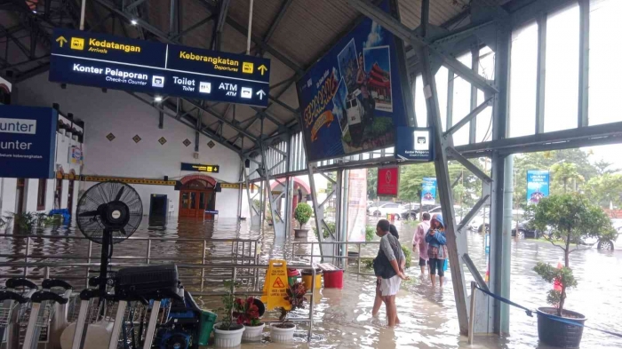 Saat tiba di Tawang stasiunnya tenggelam. - Dokumentasi pribadi