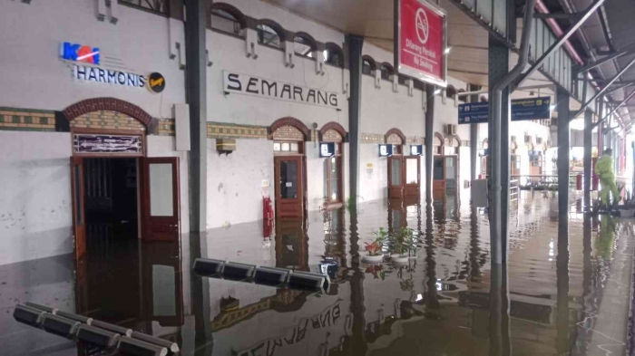 Kondisi ruang tunggu Stasiun Tawang. - Dokumentasi pribadi