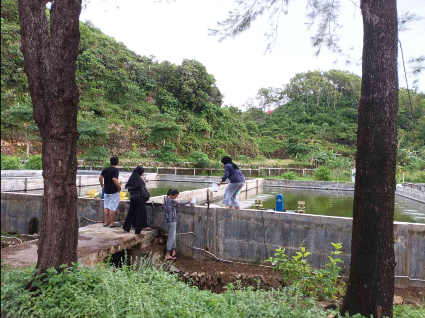 Yang sedang PKL, tetap semangat ya selamat bertugas. Sukses selalu. | Foto: Wahyu Sapta.