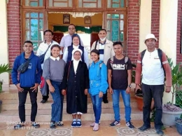 Ilustrasi STP Santo Petrus Kefamenanu mengutus 5 mahasiswanya magang ke Kalimantan (okenusra.com)