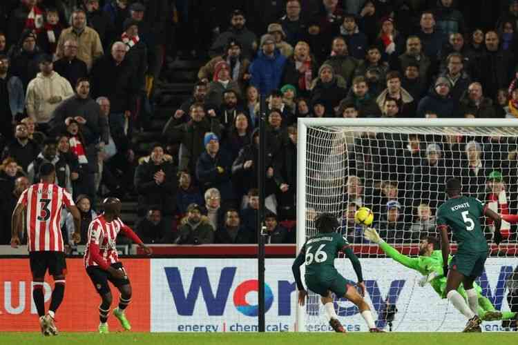 Liverpool vs Brentford. Foto: AFP/Adrian Dennis via Kompas.com