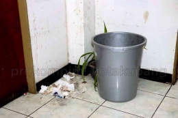 Teguran keras kepada pegawai Setwan DPRD Kota Kupang akibat sampah yang berserakan saat Sidak (dok foto: kupangkota.go.id)