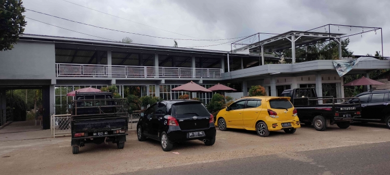 Pintu masuk Taman Wisata Sungai Bujang. Foto : dokpri 