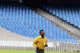 File foto yang diambil pada 1 Mei 2009, legenda sepak bola Brasil Edson Arantes do Nacimento Pele. (Foto: AFP/VANDERLEI ALMEIDA via kompas.com) 