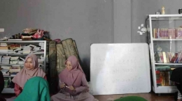 Penyampaian materi bersama Shafa Azzahra dan Nadia Syahidaaption (Dokpri)