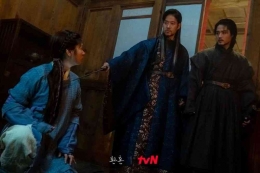 Mu Deok, Park Jin dan Sang Ho (dok. tvN)