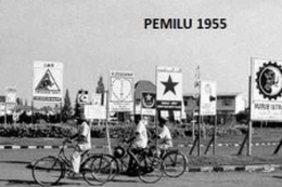 Baliho parpol peserta Pemilu 1955-sumber gambar: kebudayaan.kemdikbud.go.id