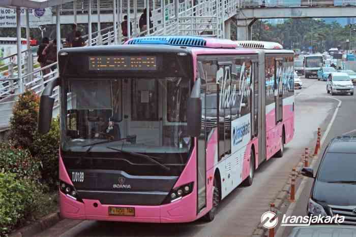 Bus Transjakarta khusus untuk wanita (dok foto: transjakarta.co.id)
