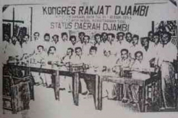 Gambar 1. Kongres Rakyat Jambi tahun 1955 (Sumber: Jumardi Putra)